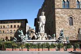 neptune fountain florence italy